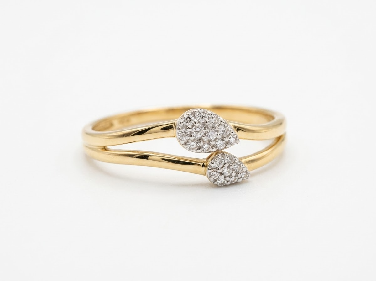 Ring 18 karaat geel goud gezet met natuurlijke briljanten 0.07ct 