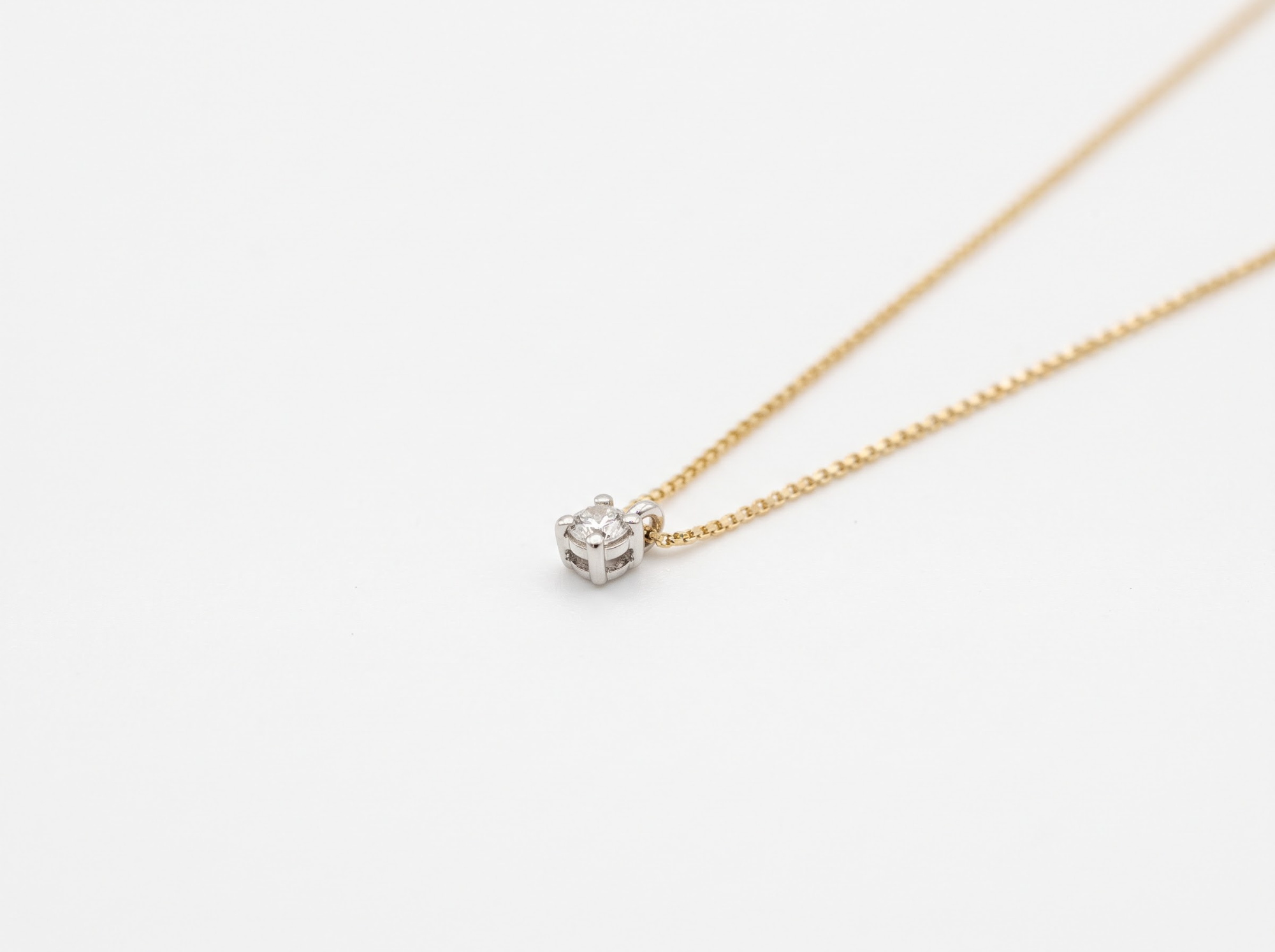 18 karaat geel goud met lab grown 0.75ct D/LC