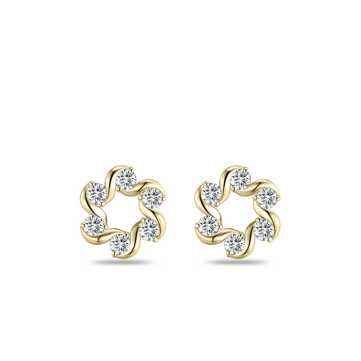 Deze Gisser oorstekers zijn goud verguld met zirkonia's, biedt een elegante uitstraling met sprankelende zirkonia's. Deze oorbellen zijn ideaal voor zowel dagelijkse als speciale gelegenheden. Combineer ze met een chique avondjurk of een casual outfit voor een verfijnde touch. Onmisbaar in iedere sieradencollectie, perfect voor iedere modieuze gelegenheid.