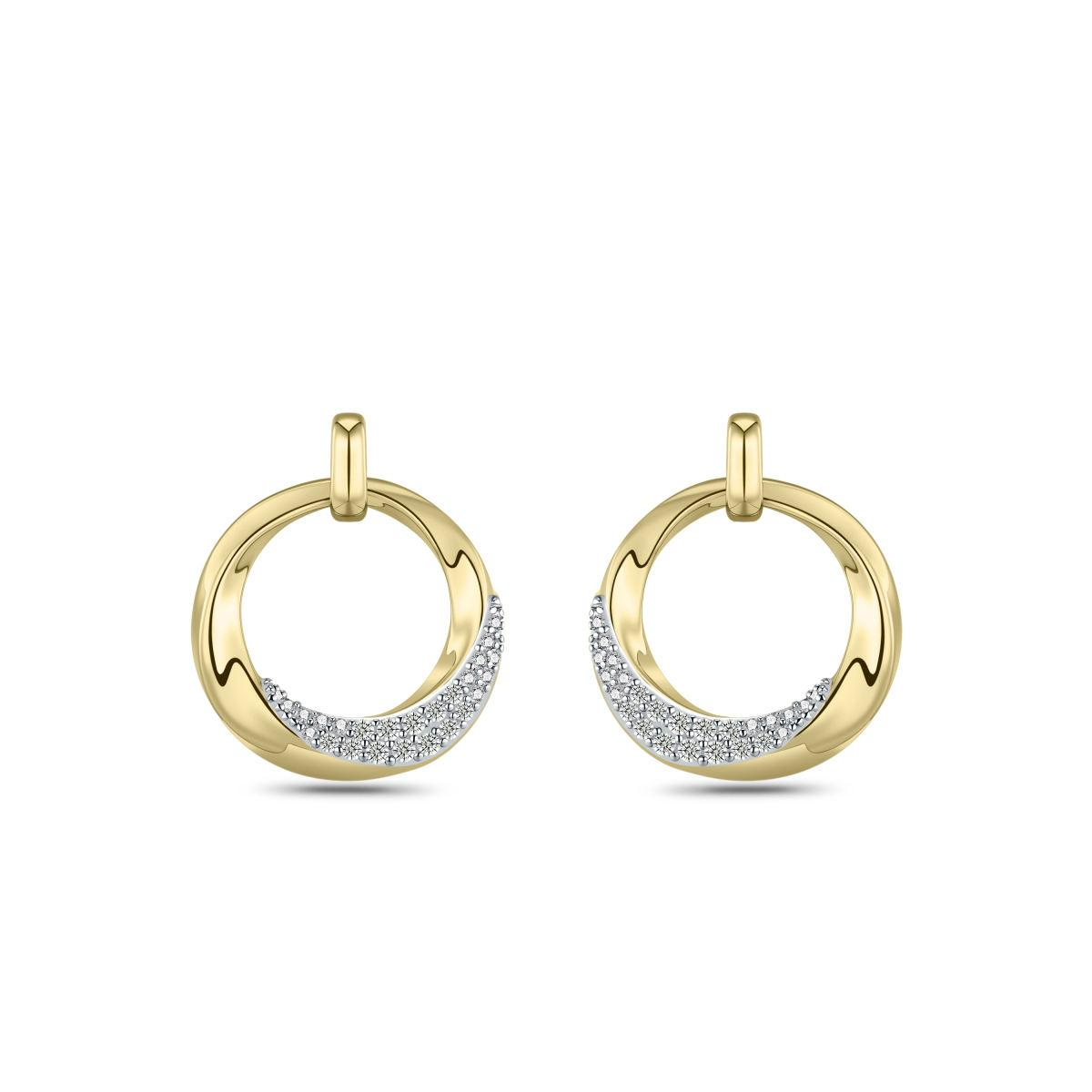 Deze Gisser oorstekers zijn goud vergulde cirkelvormige oorbellen versierd met zirkonia's. Ze stralen elegantie uit en passen perfect bij zowel casual als formele outfits. Draag ze met opgestoken haar om hun schittering te accentueren. Een must-have accessoire voor elke gelegenheid. Voeg een vleugje glamour toe aan je look met deze prachtige oorbellen!