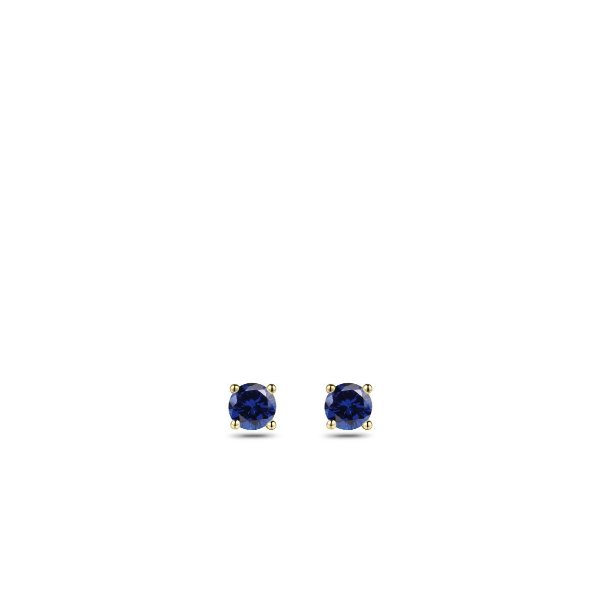 Deze Gisser oorstekers zijn verguld en bevatten een blauwe zirkonia. Ze zijn het beste te dragen als subtiele, maar stijlvolle toevoeging aan zowel casual als formele outfits. Perfect voor een avondje uit of om dagelijkse elegantie toe te voegen. Voeg deze tijdloze juweeltjes toe aan je collectie!