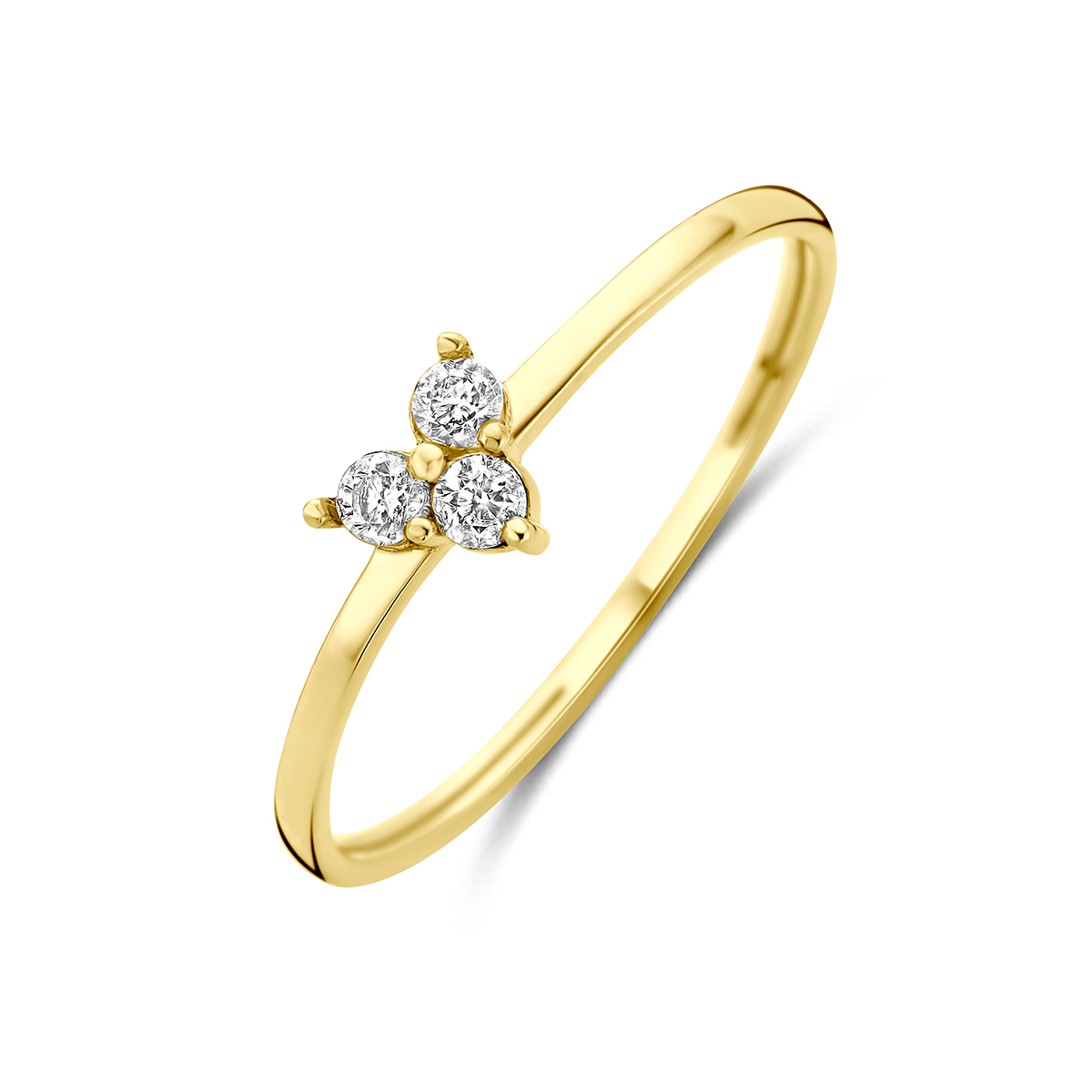 9k Geelkleurig ring met zirkonia. De ring heeft een breedte van 4.5mm.