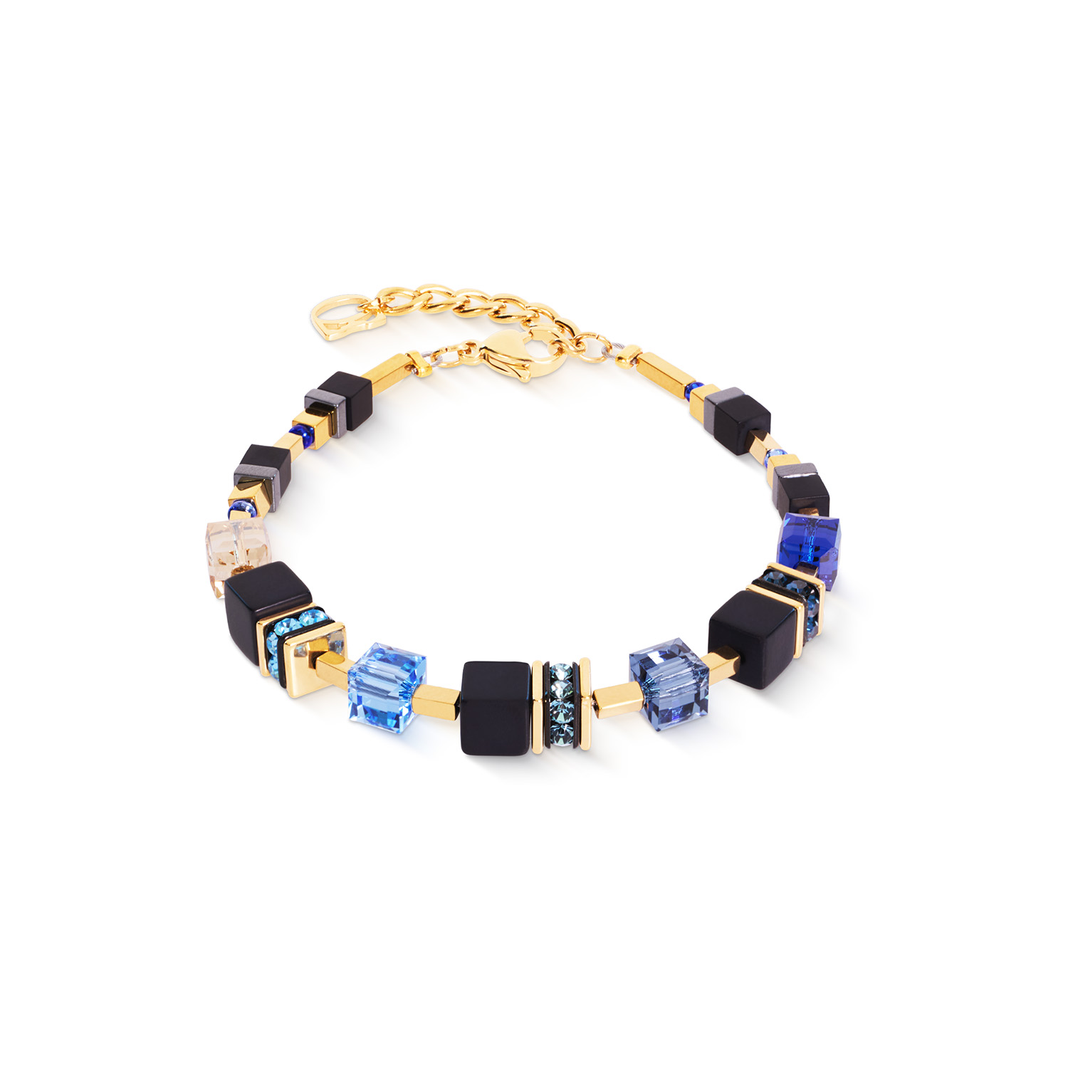 Deze COEUR DE LION damesarmband, modelnummer 3043-30-1307 Black-Blue, is een stijlvolle keuze. Met een elegant ontwerp, gemaakt van roestvrij staal, biedt het een zwarte kleur die gemakkelijk bij elke outfit past. Draag deze armband als een accentstuk of combineer met andere sieraden voor een gelaagde look. Perfect voor dagelijkse of feestelijke gelegenheden. Lengte: 210 mm.