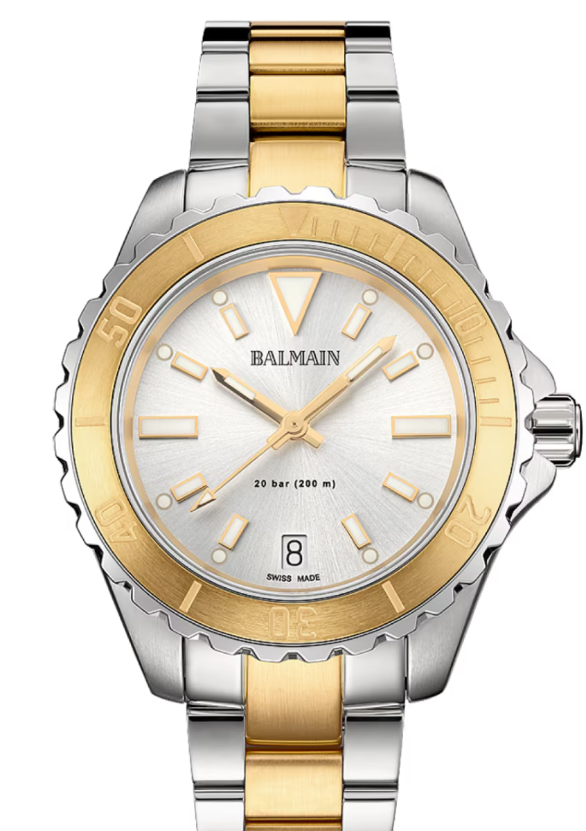 De Balmain Ophrys is een elegant dameshorloge waarin sportieve allure en Parijse haute couture samenkomen. Het verfijnde zilverkleurige wijzerplaatontwerp, gecombineerd met een goudkleurige bezel en een tweekleurige armband, straalt tijdloze luxe en moderne vrouwelijkheid uit.

De harmonieuze combinatie van roestvrij staal en goudkleurige PVD-afwerking geeft dit uurwerk een exclusieve uitstraling, perfect voor de stijlvolle vrouw die houdt van subtiele elegantie met een eigentijdse toets. Dankzij het slanke profiel en de veelzijdige bicolor look is de Balmain Ophrys een verfijnde keuze, zowel voor dagelijks gebruik als voor bijzondere gelegenheden.

Het Zwitsers vervaardigde horloge is voorzien van krasbestendig saffierglas en Super-LumiNova&reg;-lichtgevende accenten, die de afleesbaarheid bij weinig licht bevorderen. Een stijlvolle creatie waarin Zwitserse precisie en de onmiskenbare elegantie van Balmain samenkomen