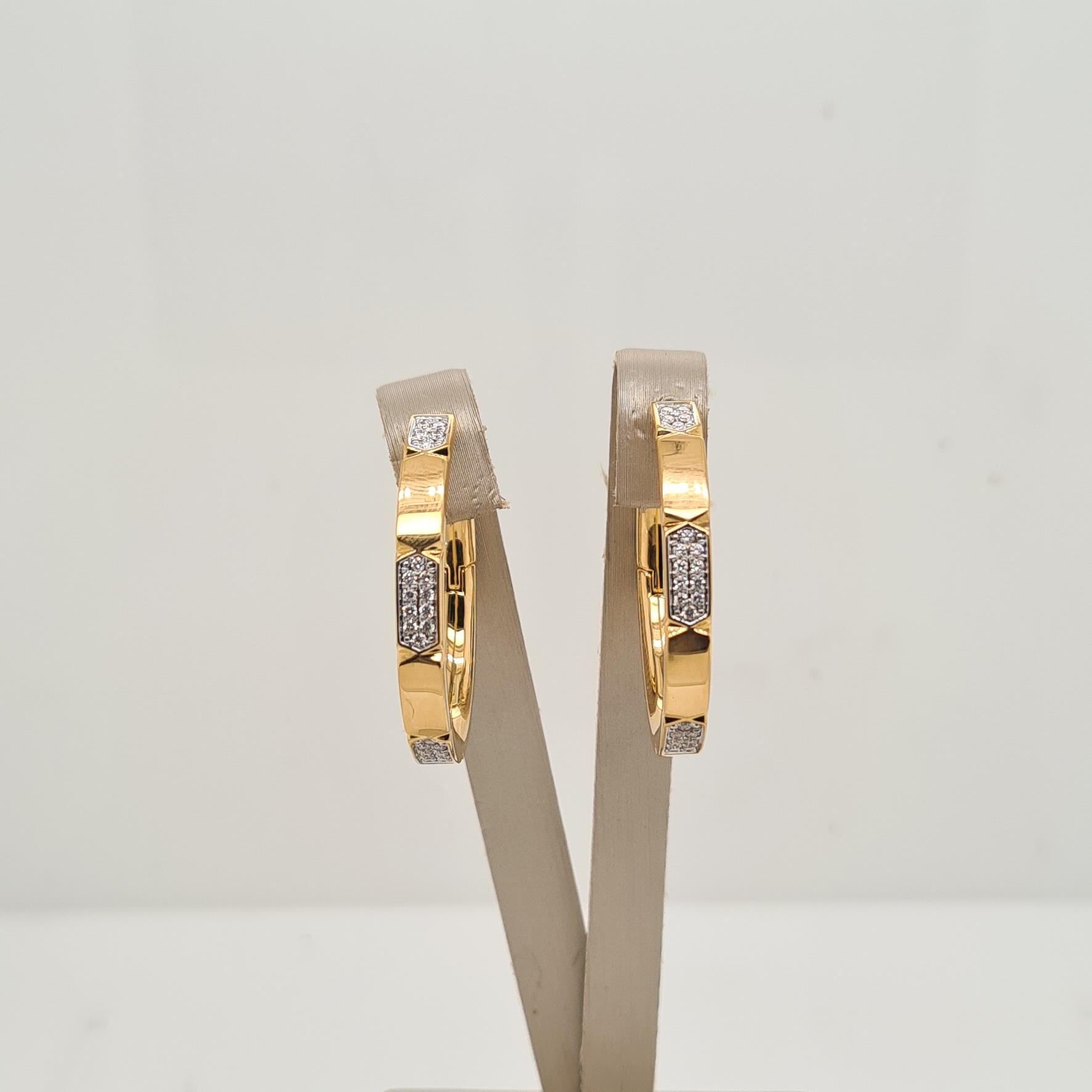 14krt gouden oorsieraden met diamant