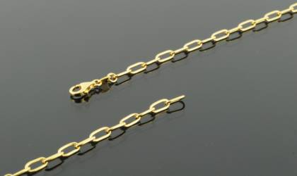 Das Armband Gold 333 Anker oval 3mm, Modellnummer 511533020, ist ein elegantes Schmuckst&uuml;ck aus Gelbgold. Es Kategorie: Schmuck, Typ: Armband, Untertyp: Gelbgoldenes Armband. Dieses zeitlose Schmuckst&uuml;ck l&auml;sst sich perfekt zu jedem Outfit kombinieren. Tragen Sie es solo f&uuml;r einen subtilen Touch oder zusammen mit anderen Armb&auml;ndern f&uuml;r einen trendigen Look.