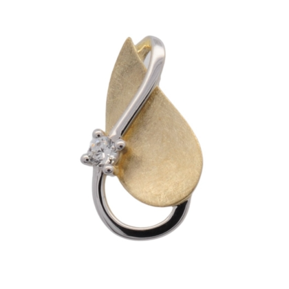 Der Anh&auml;nger Gold 333 Zirkonia eismatt, Modellnummer 651240019, ist ein eleganter Schmuckanh&auml;nger im Brillant-Design. Gefertigt aus 333er Gelbgold und verziert mit funkelnden Zirkoniasteinen, bietet er einen edlen Look. Am besten tragen Sie ihn an einer filigranen Goldkette, um seinen Glanz perfekt zur Geltung zu bringen. Ideal f&uuml;r besondere Anl&auml;sse.