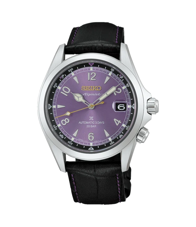 Limited Edition of 7.000st.
De Seiko Prospex Alpinist 145th Anniversary Limited Edition, modelnummer HBC006J1, heeft een stijlvolle paarse wijzerplaat met Romeinse cijfers en een analoge weergave. De kast is van roestvrij staal en zilverkleurig, met saffierglas in een ronde vorm. De zwarte band complementairet de 39,5 mm grootte. Draag deze elegante horloge bij formele en casual gelegenheden.