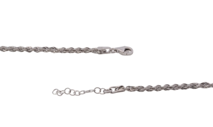 Das Produkt mit der Modellnummer 753158019 ist ein stilvolles Armband, perfekt f&uuml;r vielseitige Anl&auml;sse. Es geh&ouml;rt zur Kategorie Schmuck und verleiht jedem Outfit einen Hauch von Eleganz. Tragen Sie es alleine f&uuml;r einen minimalen Look oder kombinieren Sie es mit anderen Armb&auml;ndern f&uuml;r einen trendigen Stil. Ein Muss f&uuml;r jede Schmucksammlung.
