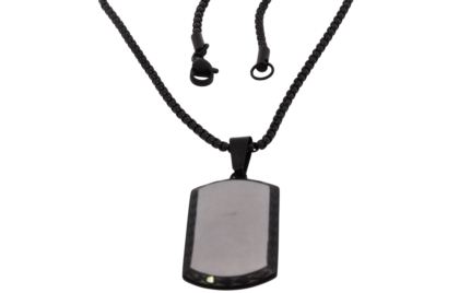 Die Kette mit Anh&auml;nger aus geschw&auml;rztem Edelstahl (Modellnummer: 766252019) besticht durch ihr modernes Design und Langlebigkeit. Mit einer L&auml;nge von 60 cm bietet sie vielseitige Einsatzm&ouml;glichkeiten. Ideal f&uuml;r den t&auml;glichen Gebrauch oder als stilvolles Accessoire zu besonderen Anl&auml;ssen. Am besten &uuml;ber einem schlichten Oberteil tragen, um den Anh&auml;nger in den Mittelpunkt zu r&uuml;cken.