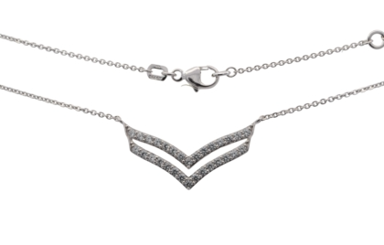 Die Halskette Silber Collier Zirkonia (Modellnummer 766279019) besticht durch ihr elegantes Design mit funkelnden Zirkonia-Steinen. Sie geh&ouml;rt zur Kategorie Schmuck und speziell zu den Ketten. Diese Halskette ist ideal f&uuml;r elegante Anl&auml;sse oder als stilvolles Accessoire im Alltag. Tragen Sie es zu einem klassischen Abendkleid oder werten Sie Ihr Alltagsoutfit auf.