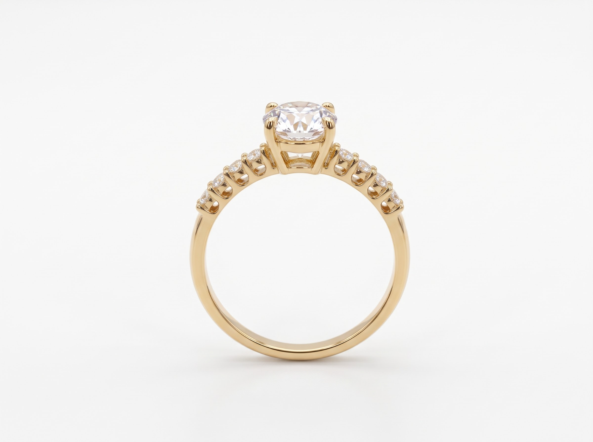 Verlovingsring 14 karaat geel goud gezet met zirconium