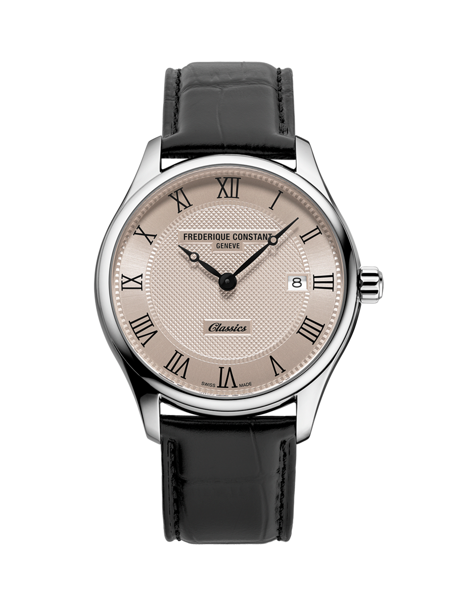 De Frederique Constant Classics Slimline Date FC-220CR5B6 belichaamt de essentie van tijdloze Zwitserse elegantie, met een verfijnde roestvrijstalen kast van 40 mm en een prachtige cr&egrave;mekleurige wijzerplaat, schitterend afgewerkt met een subtiel Clous de Paris-guilloch&eacute;patroon en statige Romeinse cijfers. 

Onder het licht gewelfde saffierglas zorgt het uiterst betrouwbare Zwitserse FC-220 quartzkaliber voor nauwkeurige tijdweergave, terwijl de discrete datumaanduiding en de luxueuze zwarte lederen band met krokodillenmotief het klassieke karakter vervolmaken. Een bijzonder stijlvol uurwerk voor de man die houdt van ingetogen luxe, verfijnde details en een klassevolle uitstraling die nooit uit de mode raakt.