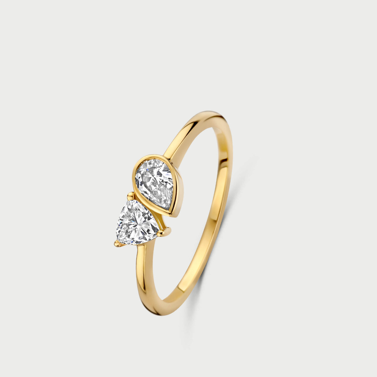 De M&eacute;rit&eacute; 14kt Geelgouden Ring met Labo Diamant is een prachtige ring gemaakt van 14-karaats geelgoud. Met een laboratoriumgemaakte diamant straalt deze sierlijke ring stijl en elegantie uit. Combineer met andere gouden sieraden voor een complete look.