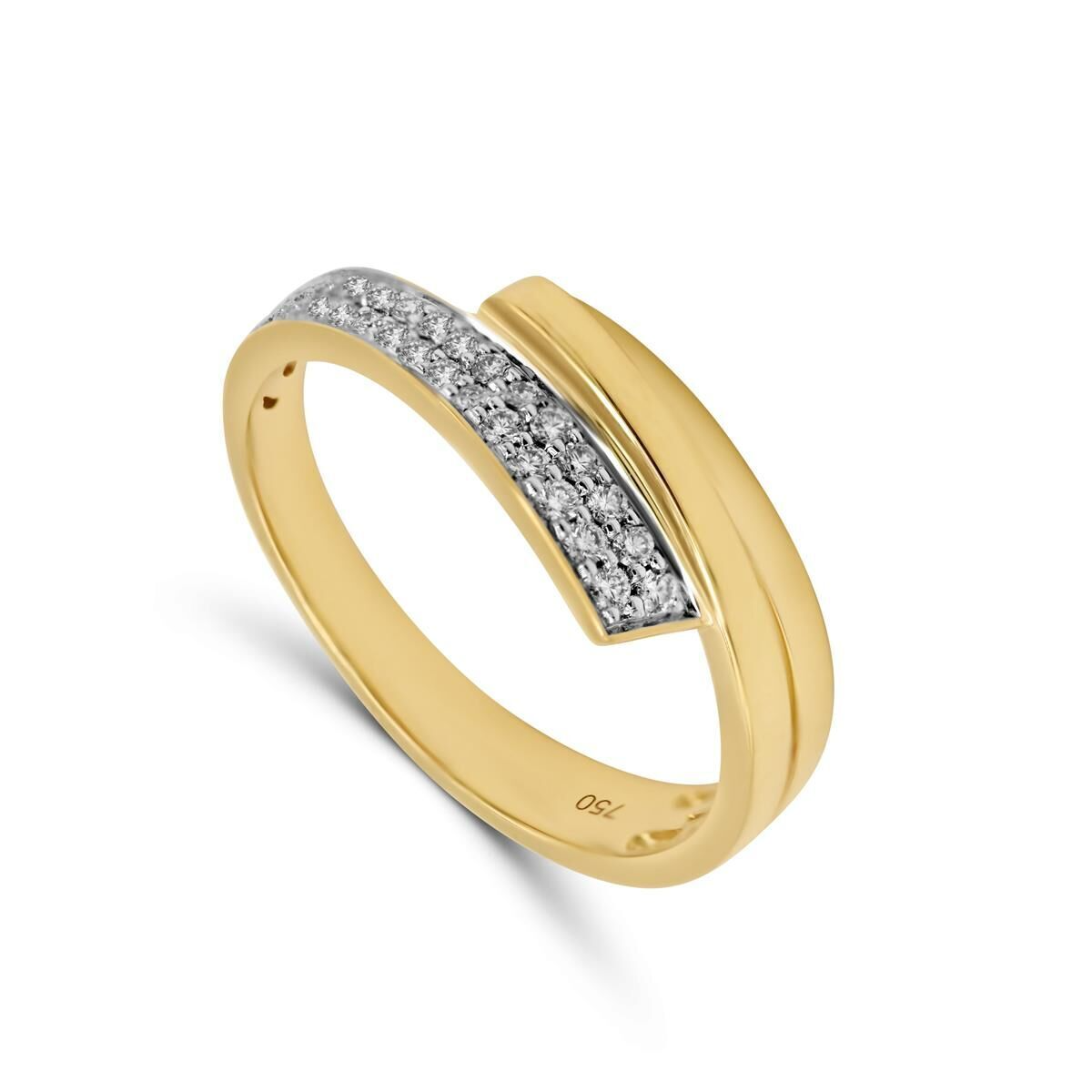 Ring 18 kt met diamant