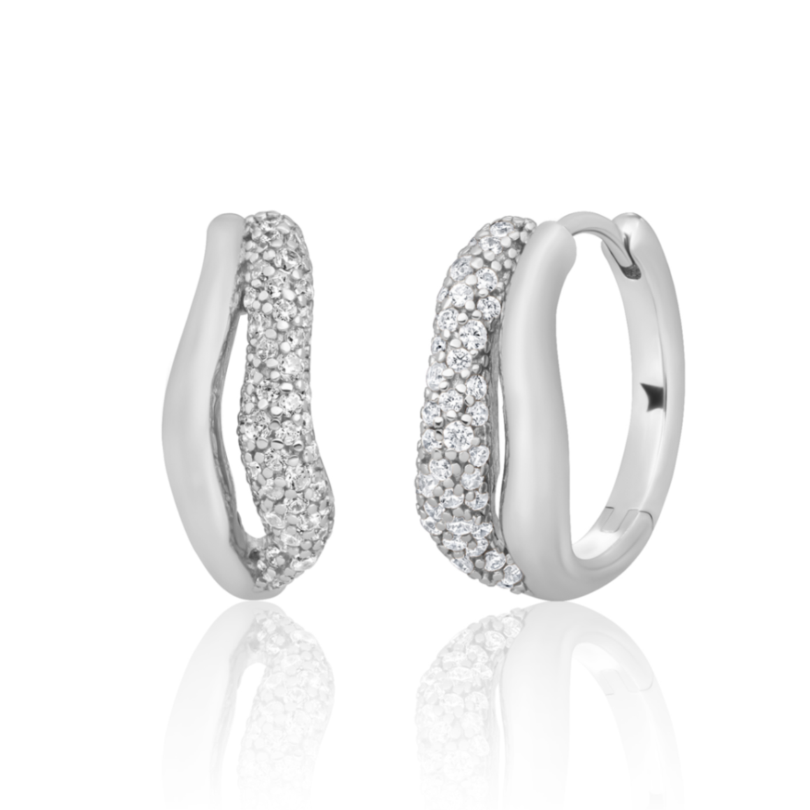Zilver oorringen met zirconia
